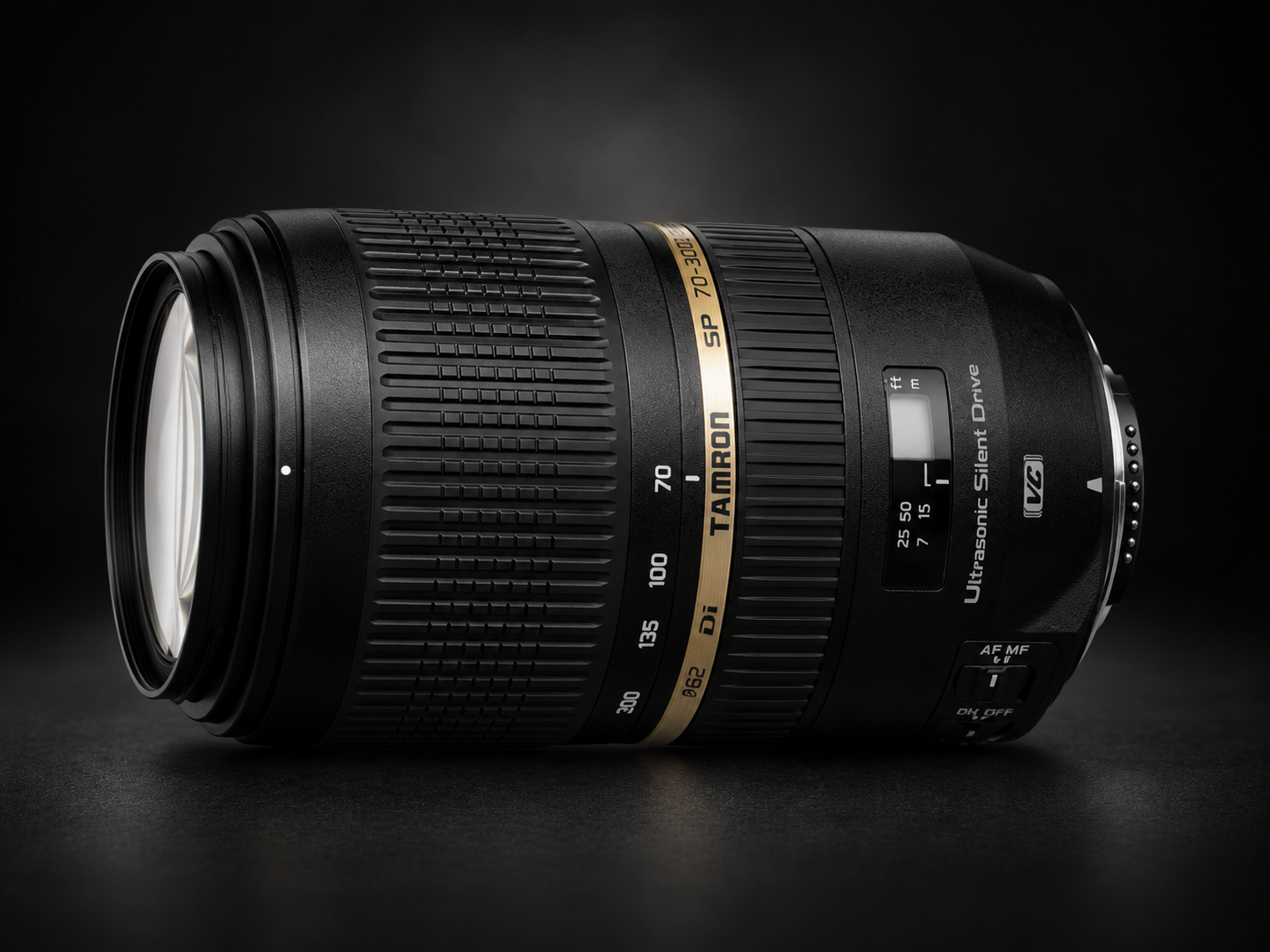 70-300 mm f/4.0-5.6 Tamron